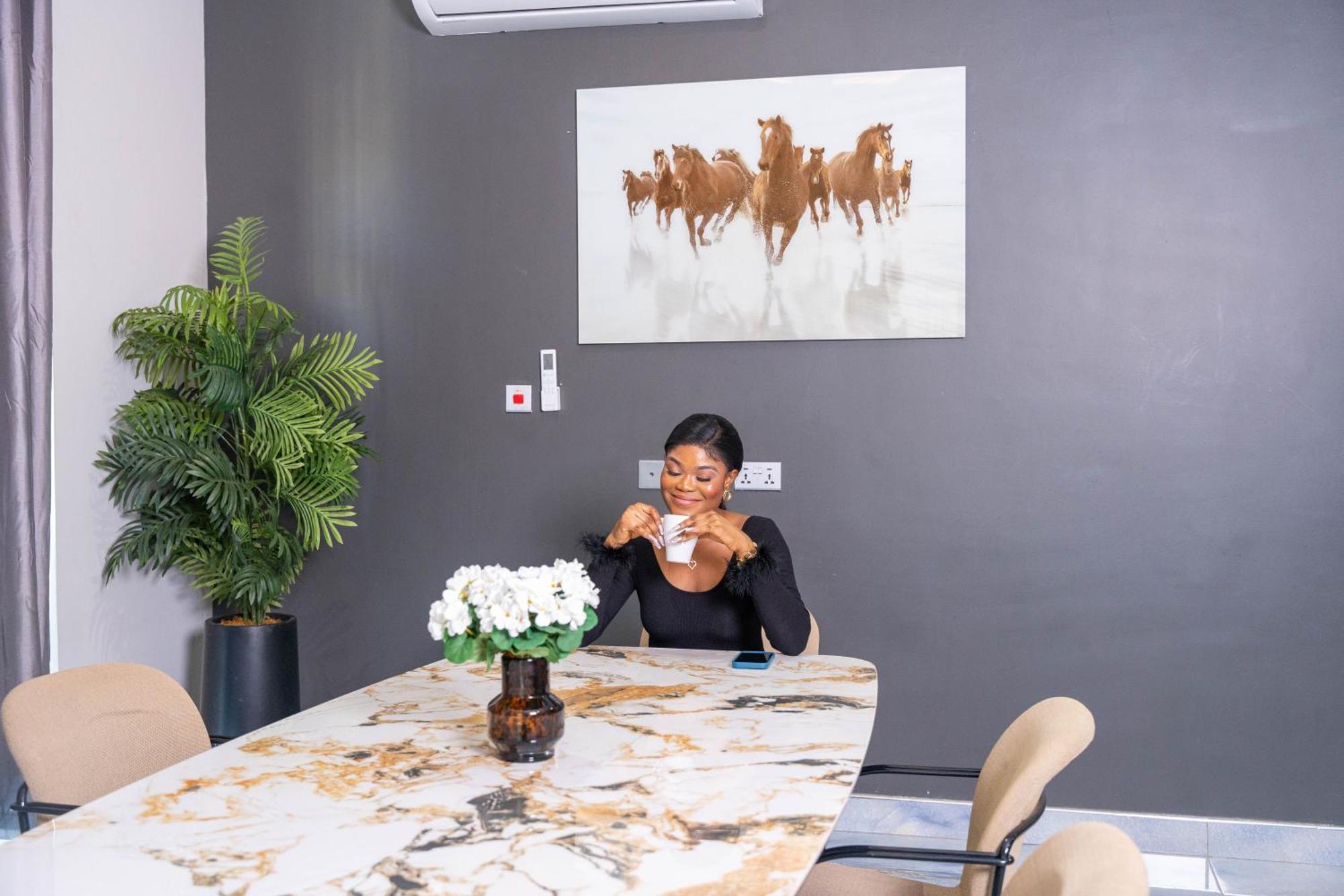 Adonai Luxe Apartment تيما المظهر الخارجي الصورة